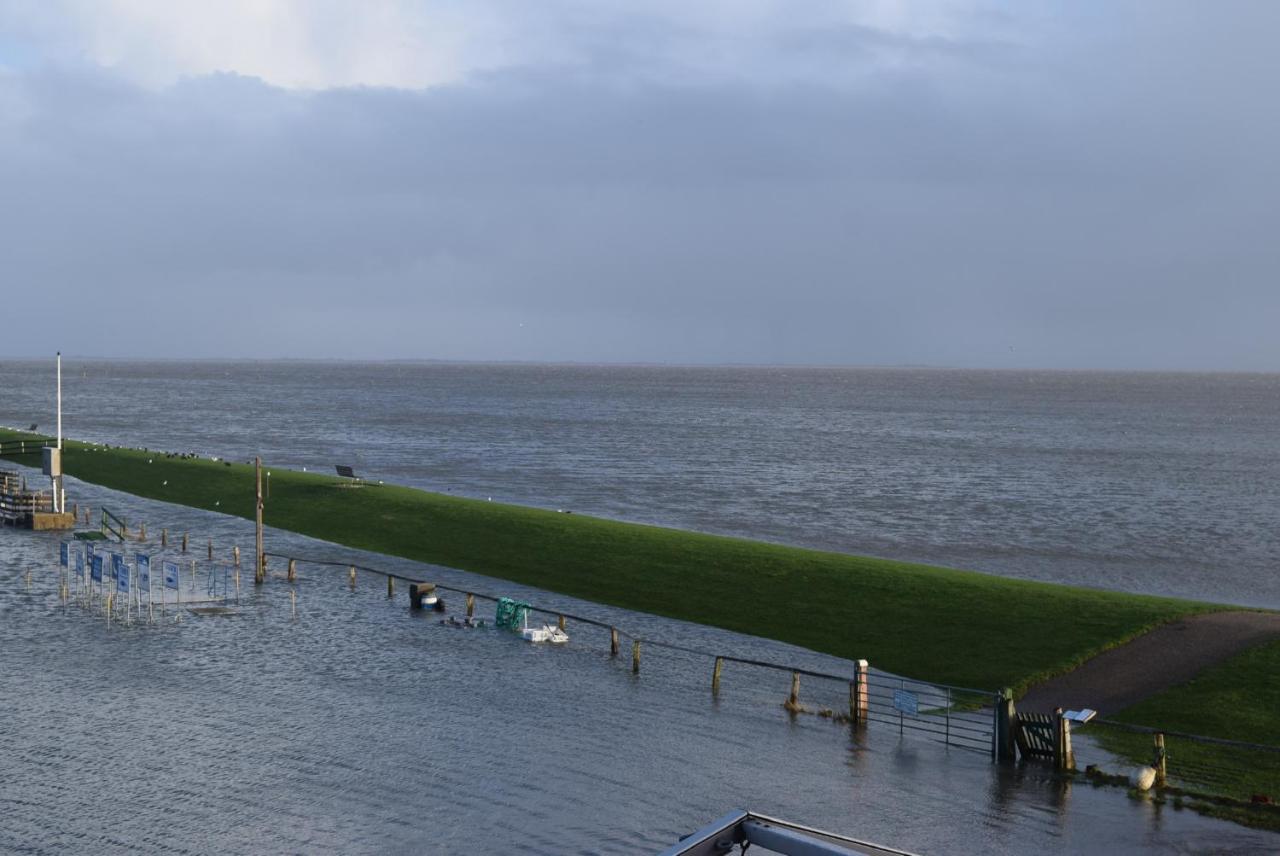 Heimathafen Ueber Hafen-Pub Appartement Pellworm Buitenkant foto