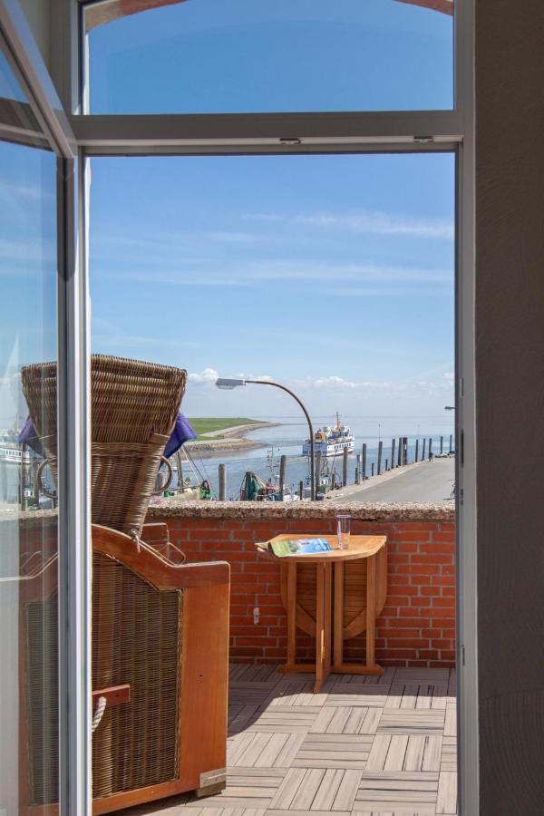 Heimathafen Ueber Hafen-Pub Appartement Pellworm Buitenkant foto