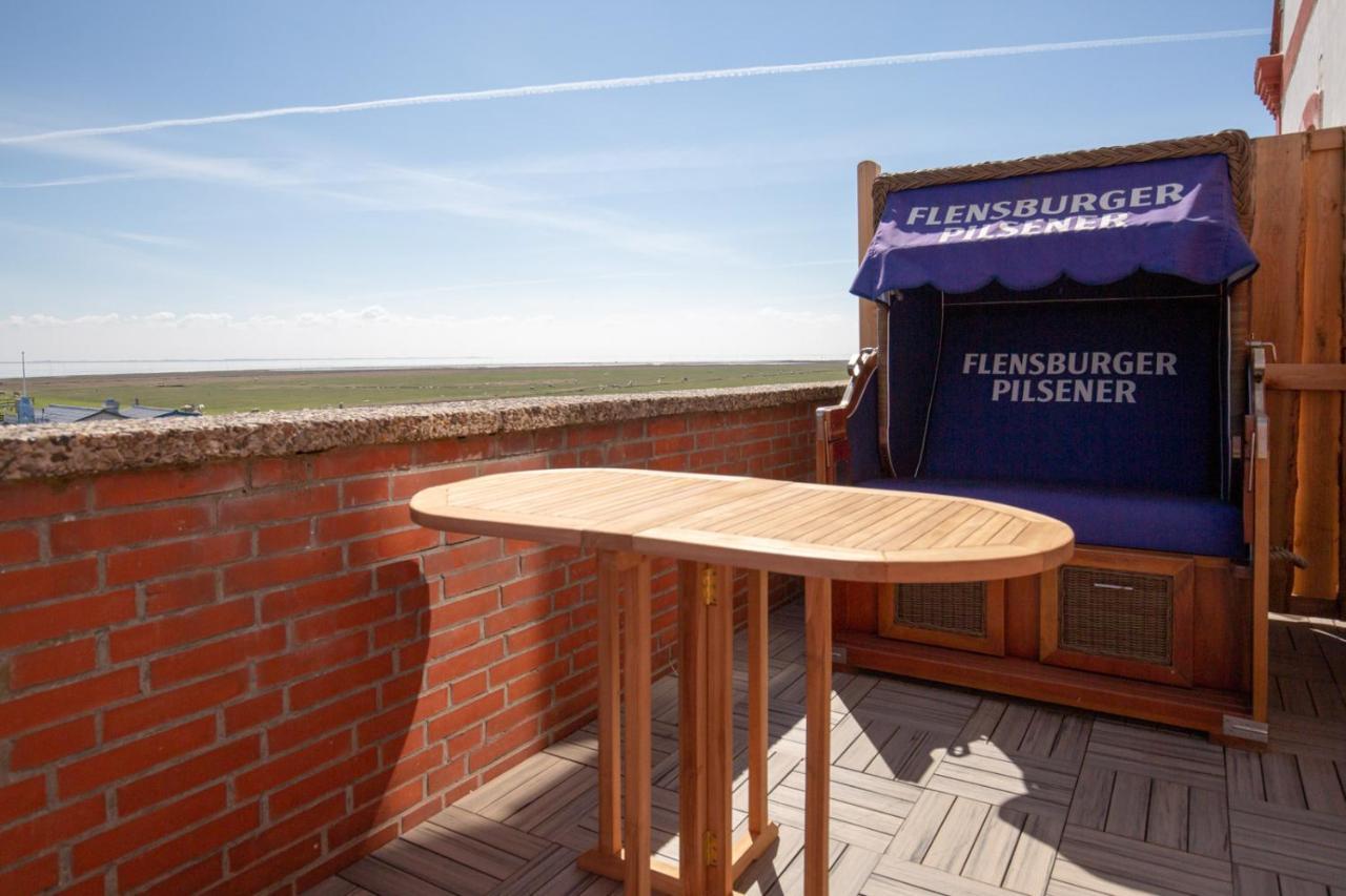 Heimathafen Ueber Hafen-Pub Appartement Pellworm Buitenkant foto
